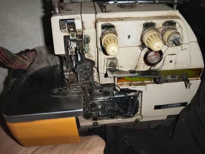lastick & overlock machines hen dono sell krni hen.
