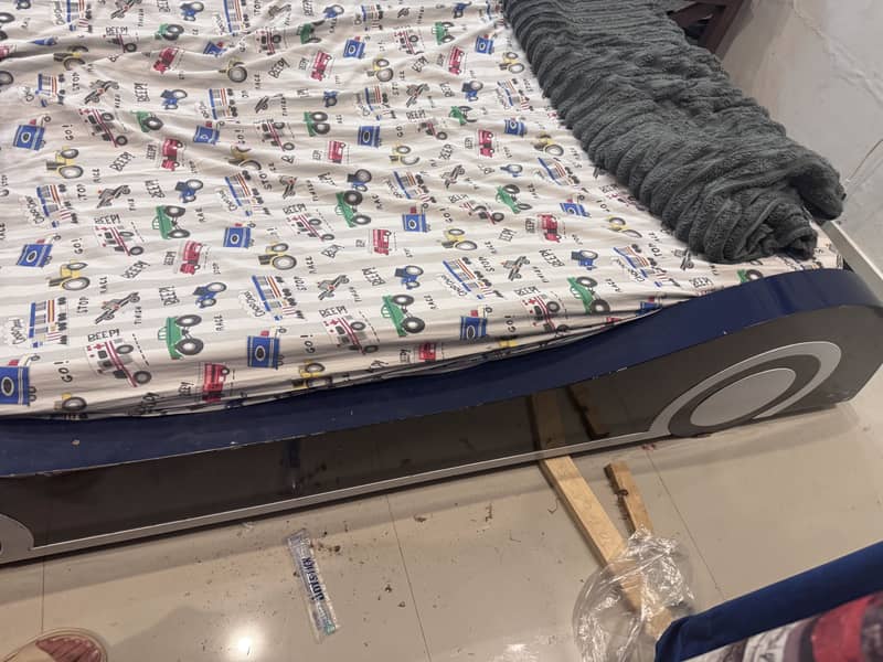 Single bed with side table 5