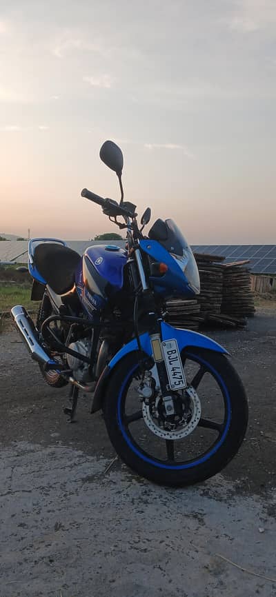 YAMAHA YBR