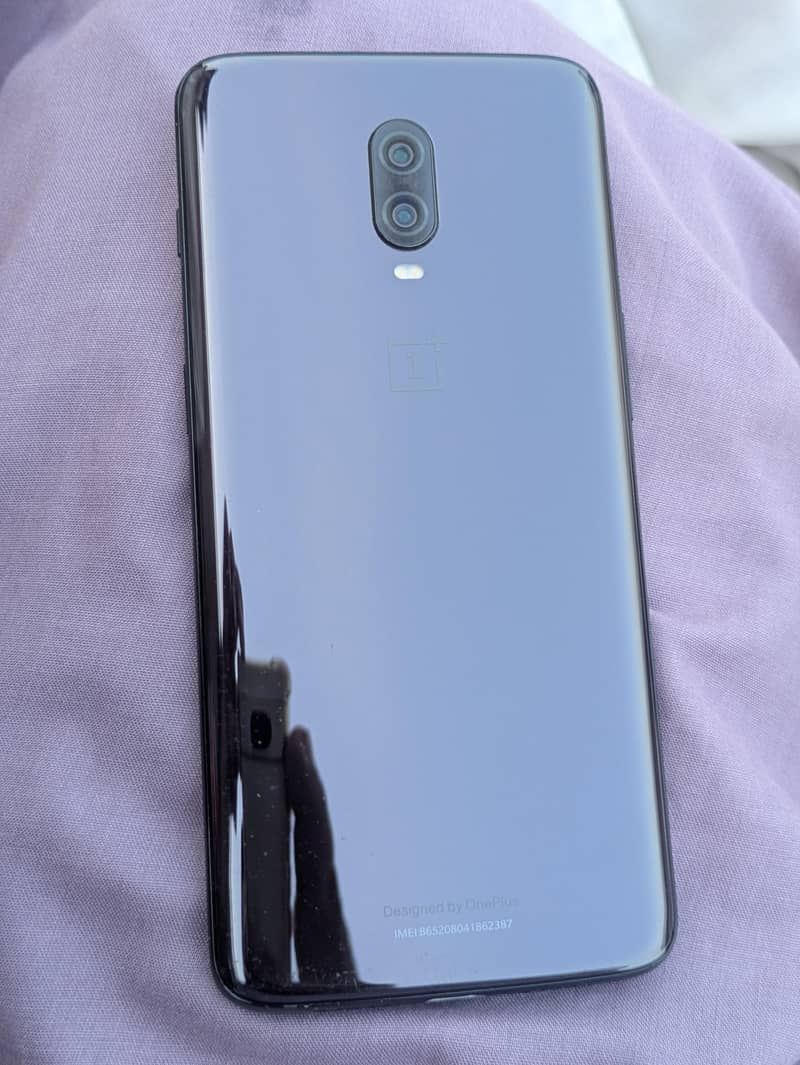 One Plus 6T 1