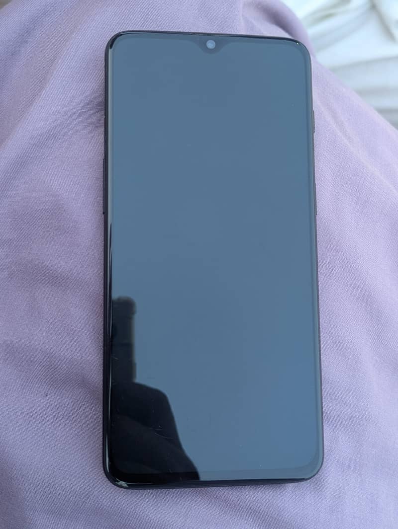 One Plus 6T 2