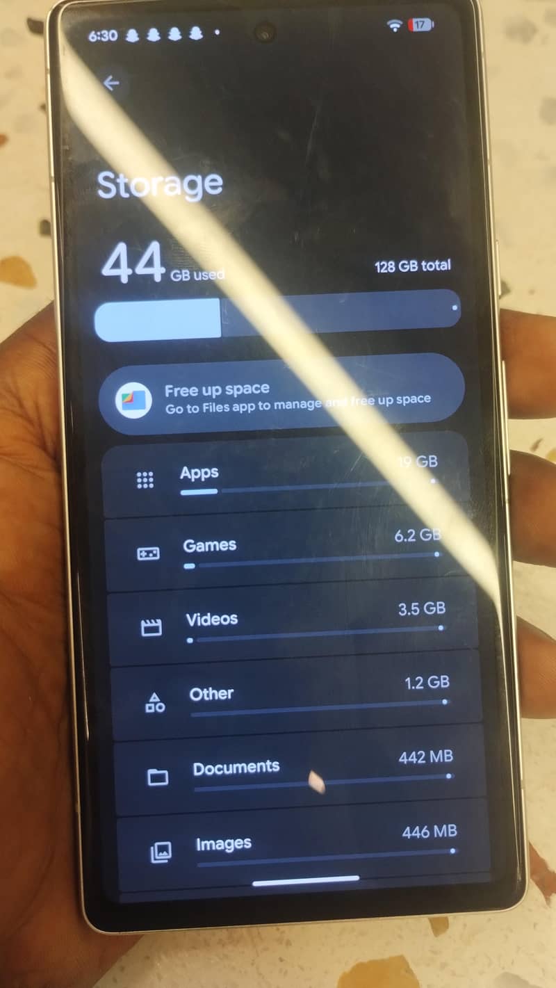 Google pixel 7a 1