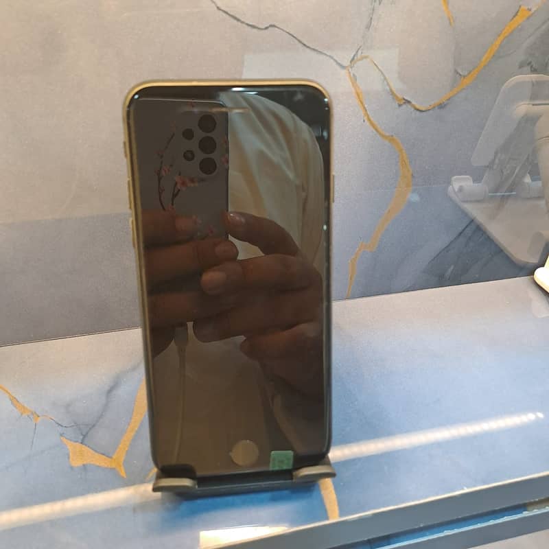 Apple iPhone 7 4