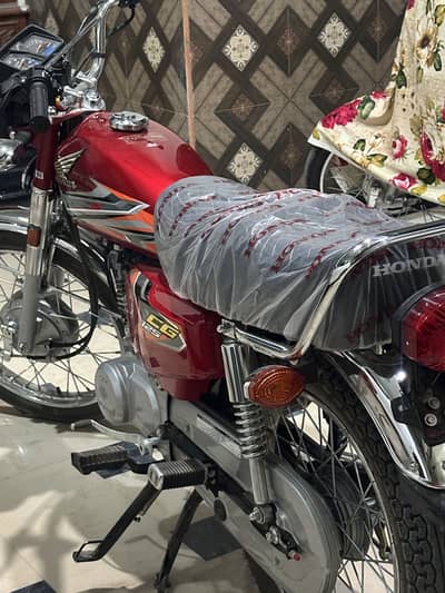 Cg 125