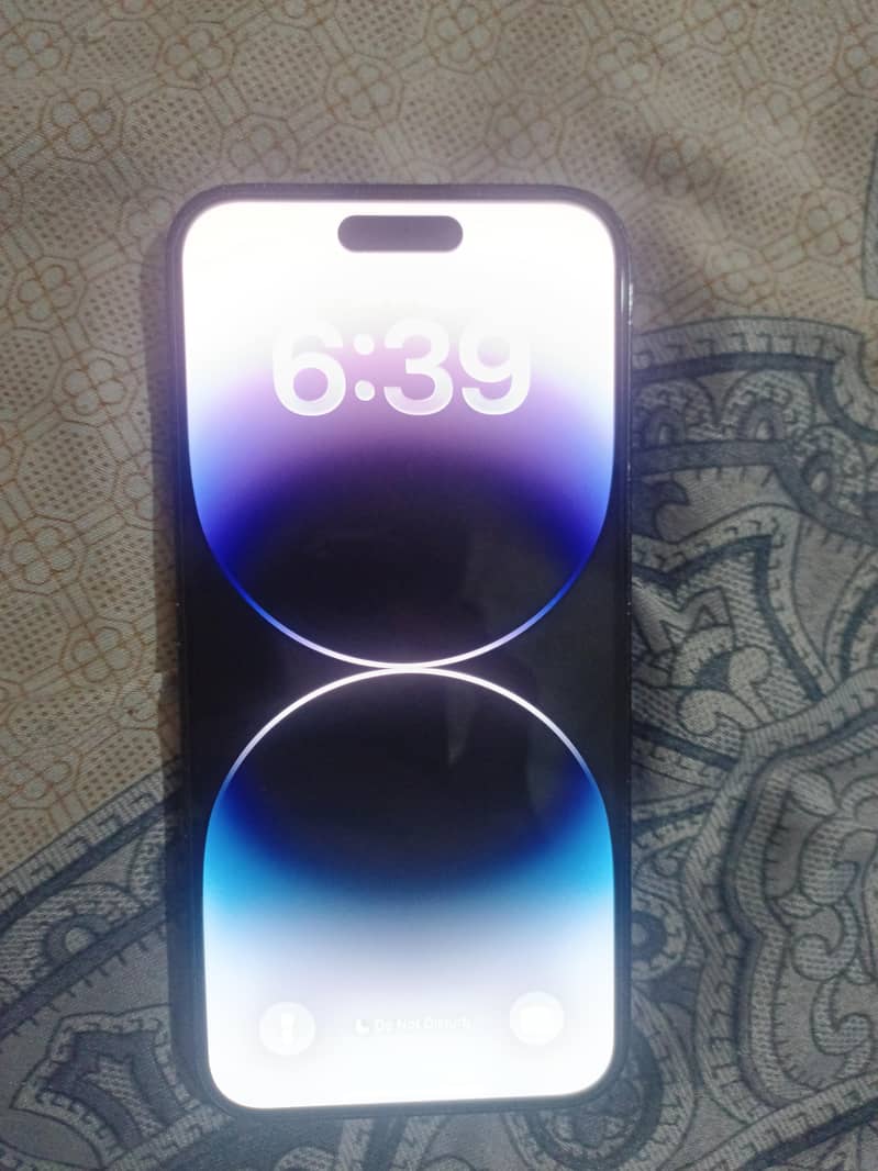 Apple iPhone 14 Pro Max 1