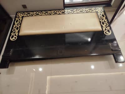 King size wooden bed