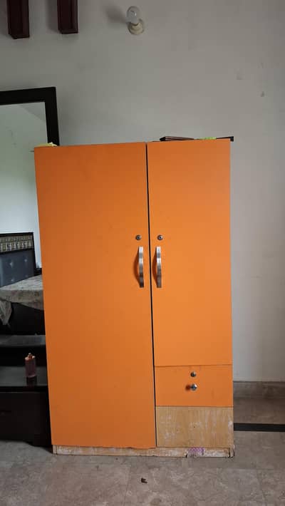Kids wardrobe