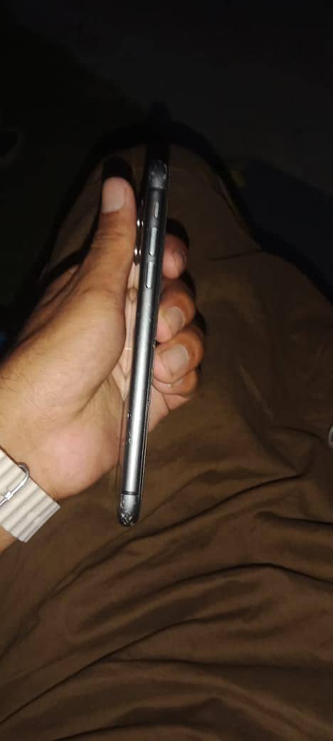 Apple iPhone 11 2