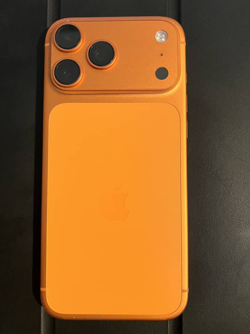 iPhone 17 pro max 3