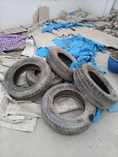 Tubeless Tyres