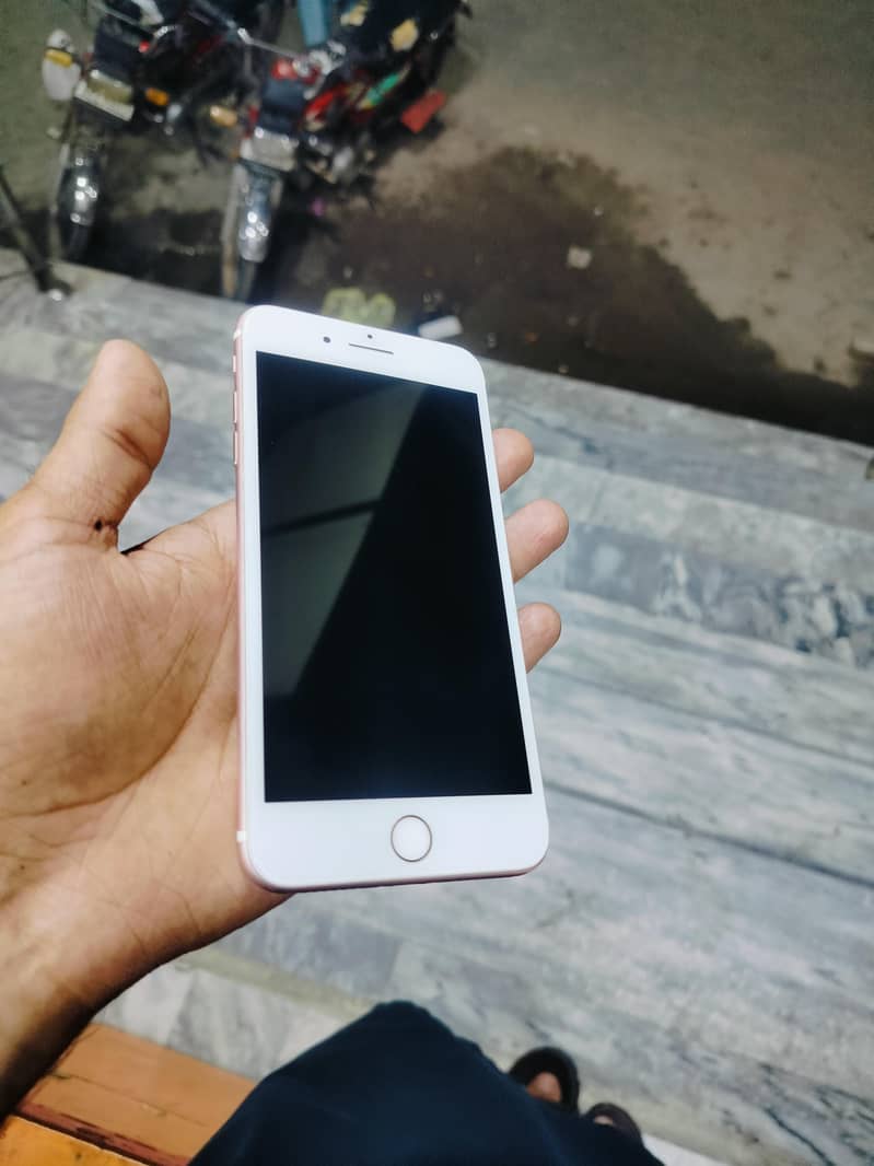 IPhone 7+ Pta Approved 7