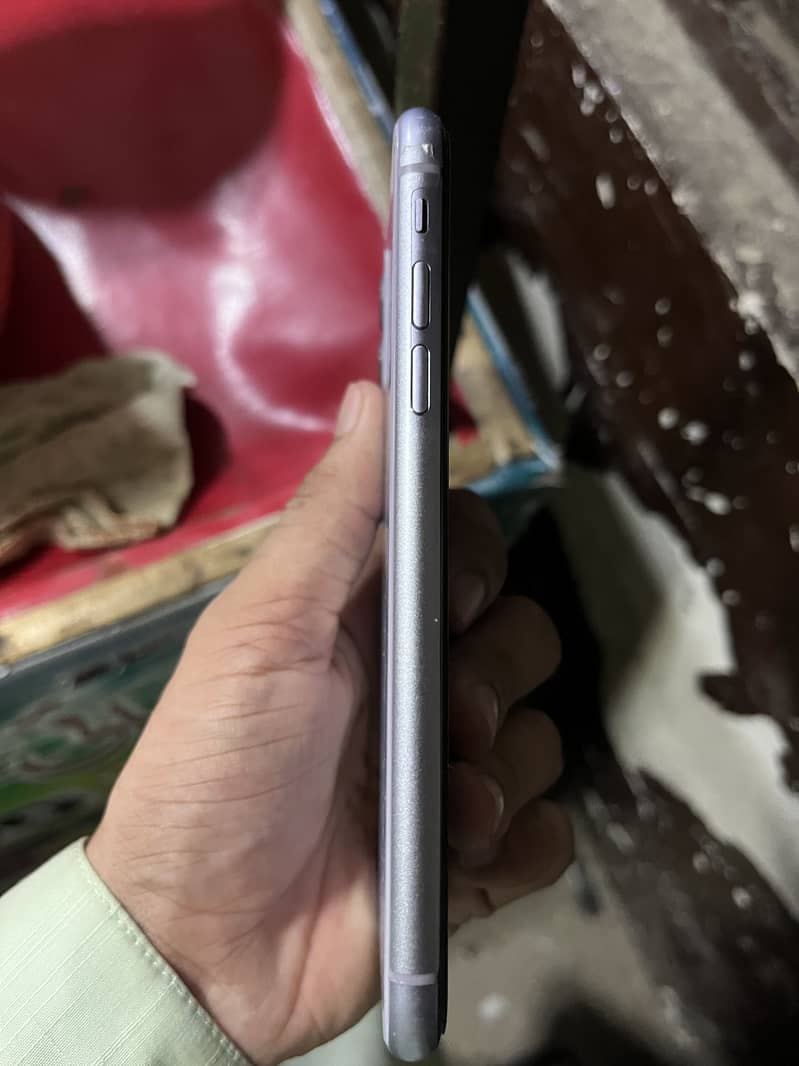 iPhone 11 - JV 3