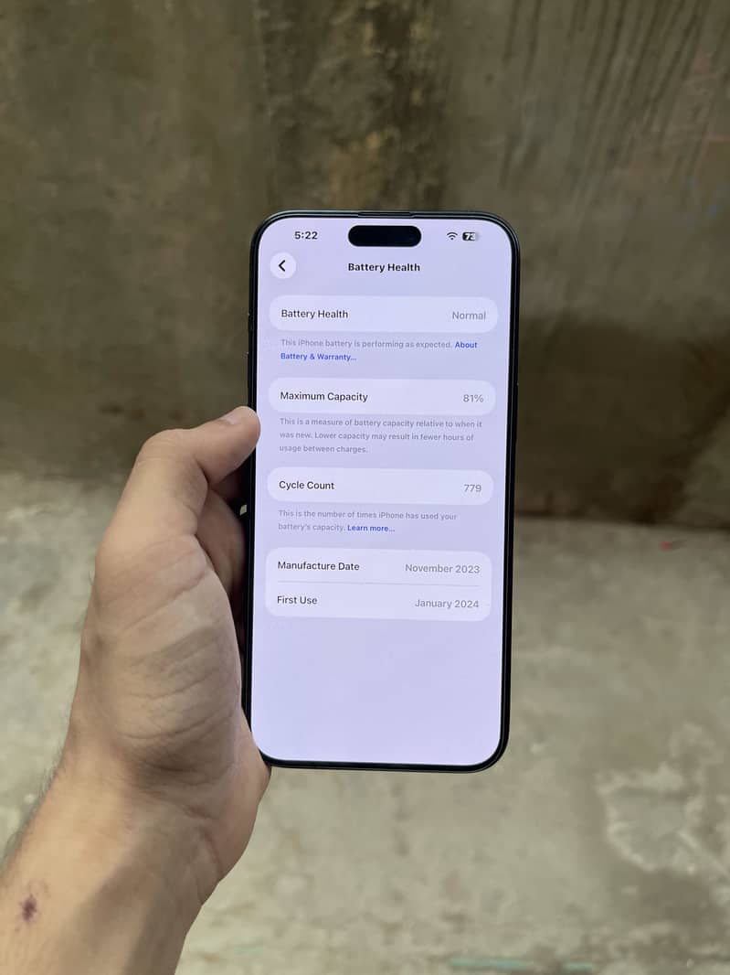 Apple iPhone 15 Pro Max 8