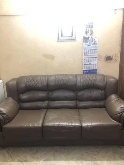 sofa 5seater ledar hy normal condition