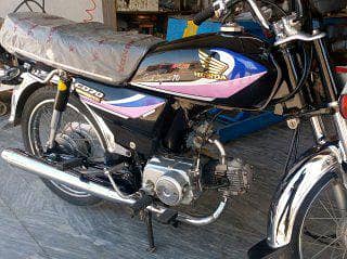 Honda 70 car sale document clear my WhatsApp number 0324=3190409