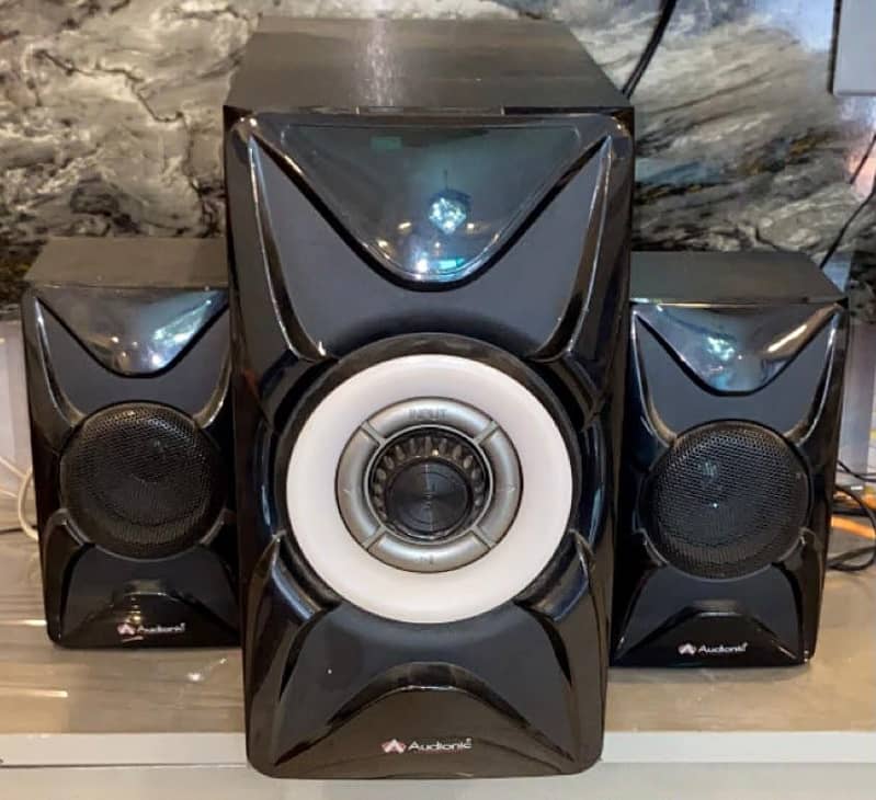 Audionic Speakers 0