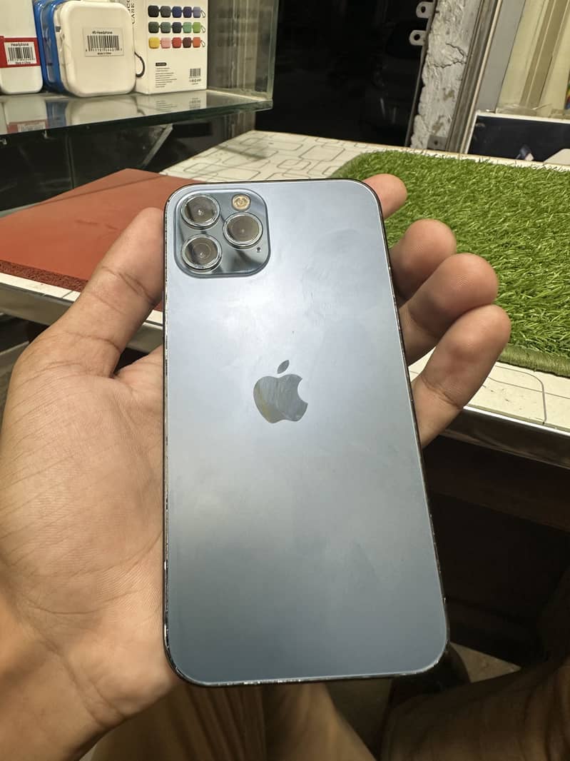 iPhone 12 Pro 0