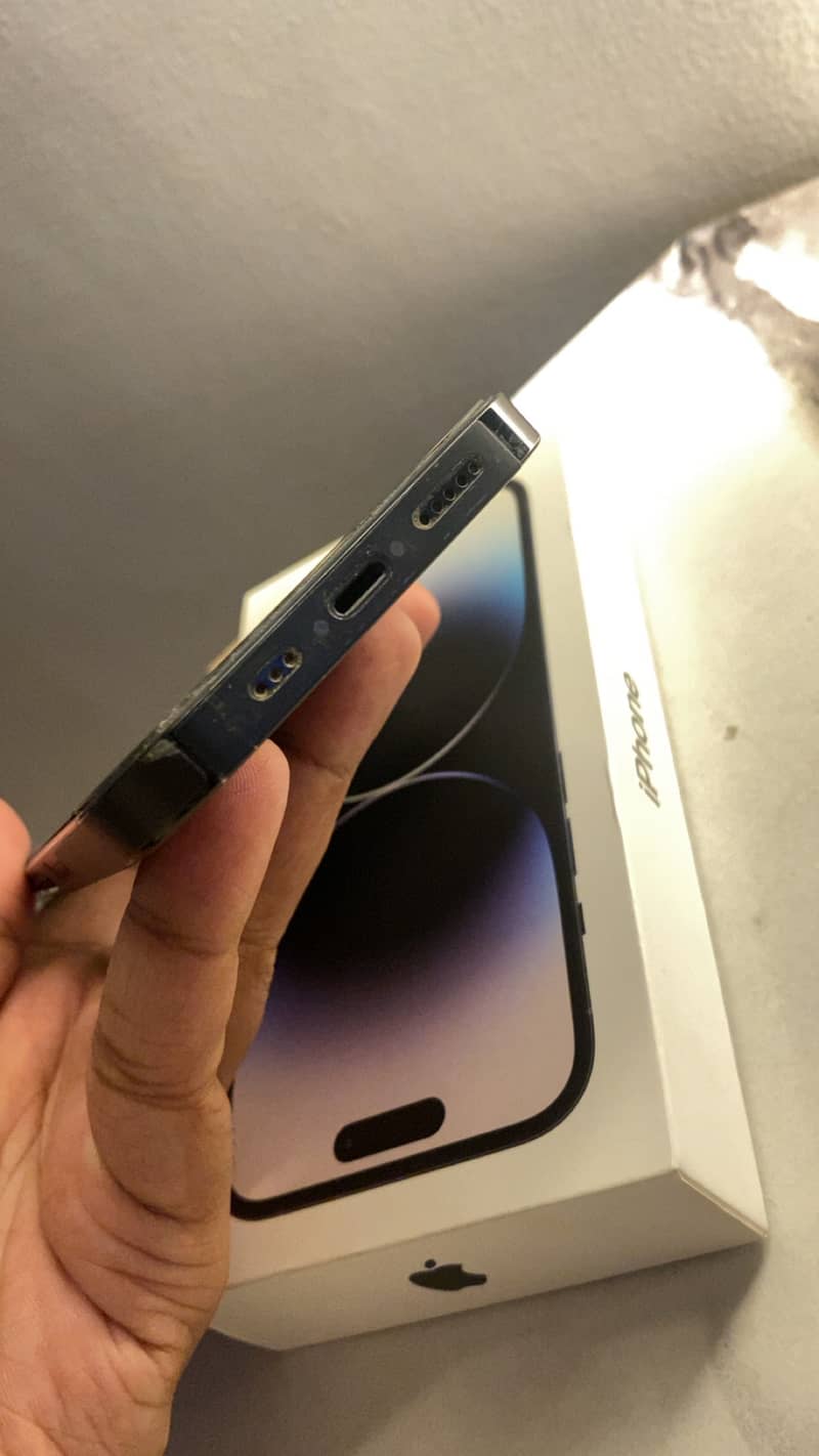 Apple iPhone 14 Pro 1