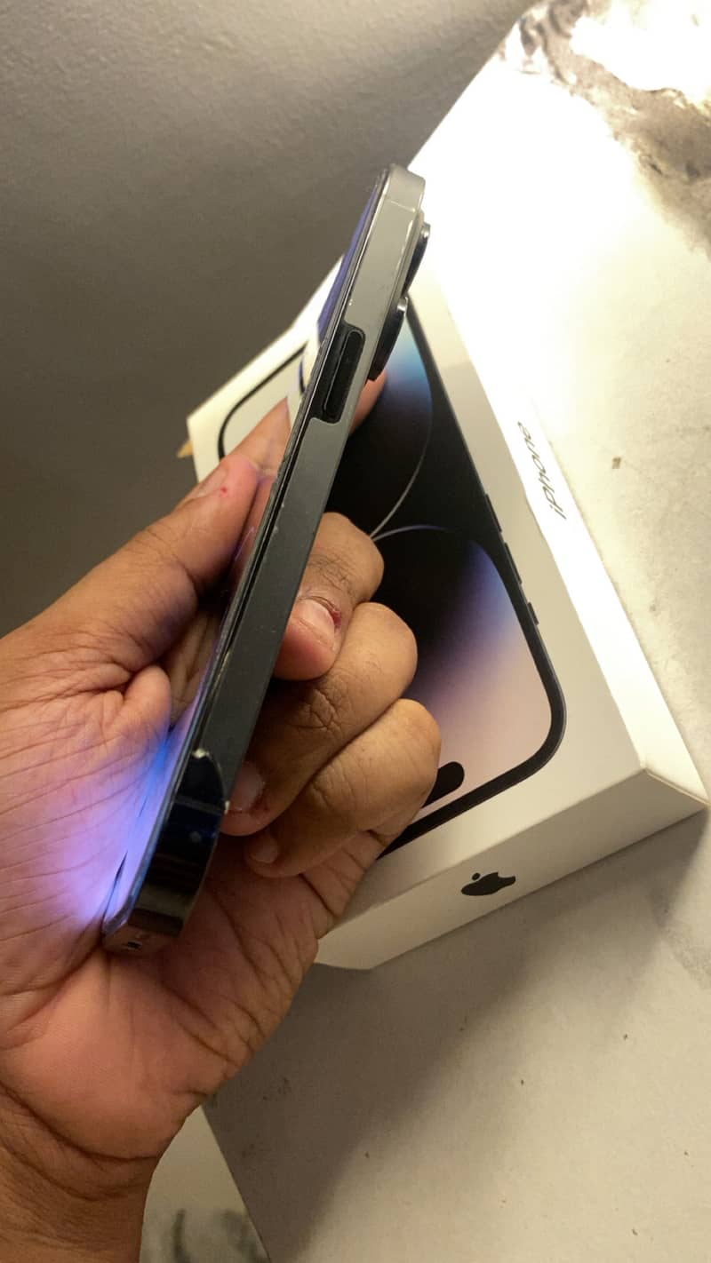 Apple iPhone 14 Pro 4