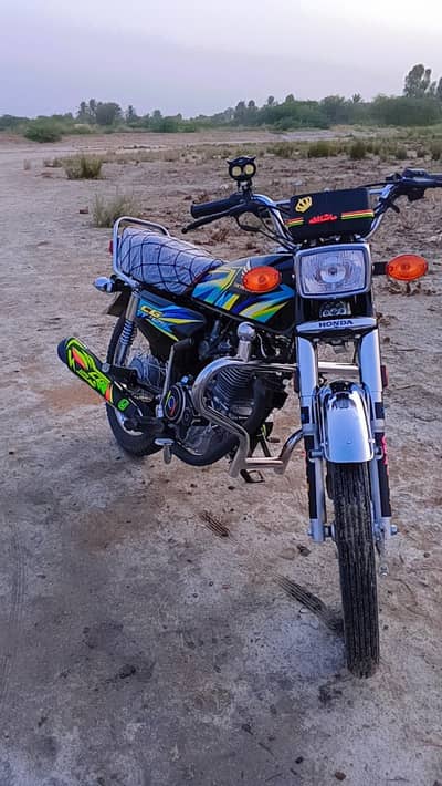 Honda CG 125 2026