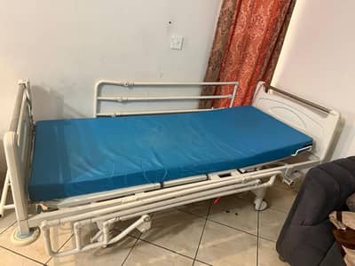 Foldable Bed For Patients