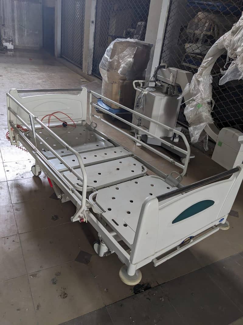 Foldable Bed For Patients 2