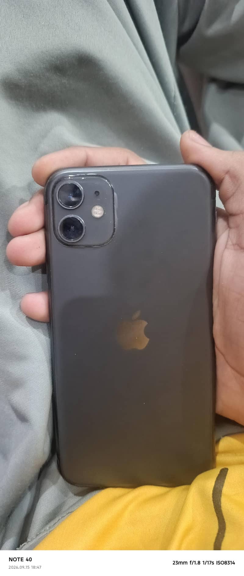 Apple iPhone 11 4