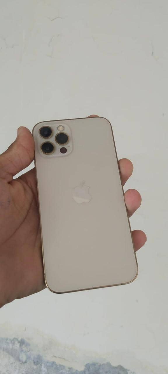 Apple iPhone 12 Pro 0