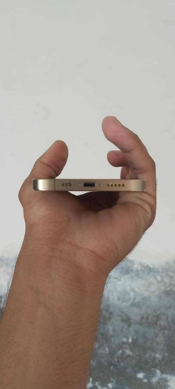 Apple iPhone 12 Pro 2