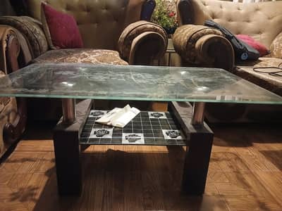 Urgent sale table 10/10 condition 03312271648