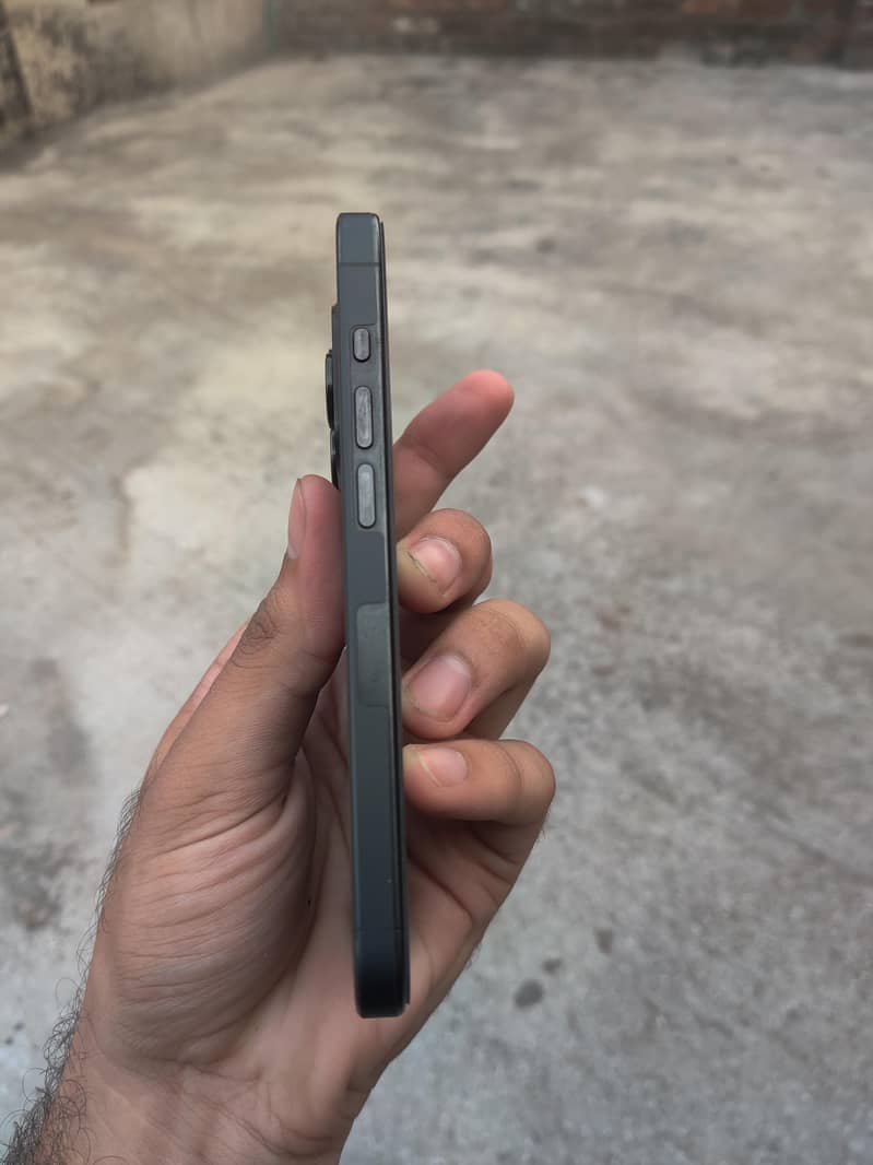Apple iPhone 15 Pro 128GB - 10/10 Mint - Dubai Purchase 5