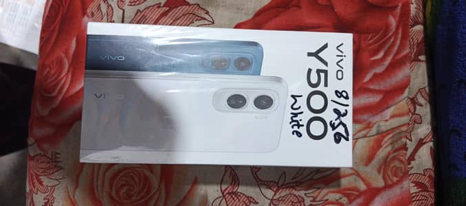 vivo y500 white collar 8/256. full box 03007631607 nochat only call