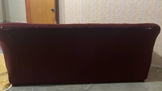 Velvet Mehroon Sofa 3 Seater Good Condition