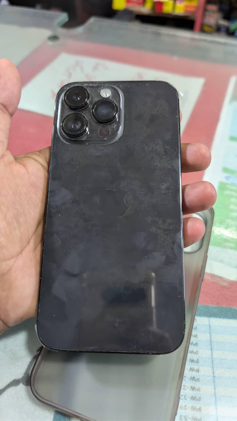 Apple iPhone 14 Pro Max 6