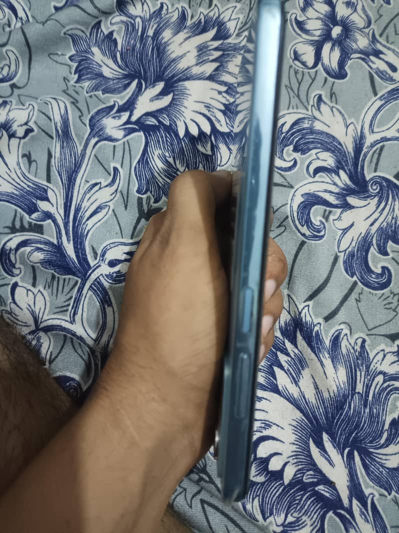 Xiaomi Redmi Note 12 Pro 4