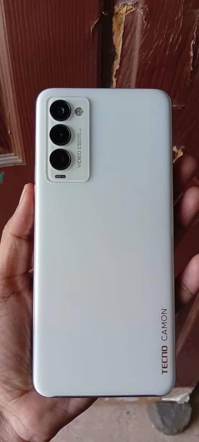 Tecno Camon 18P – 8GB RAM / 128GB – Dual SIM – Official PTA Approved
