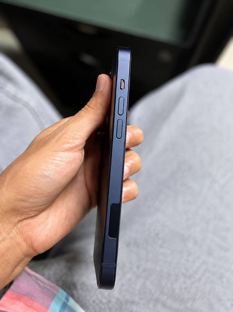 Apple iPhone 14 2