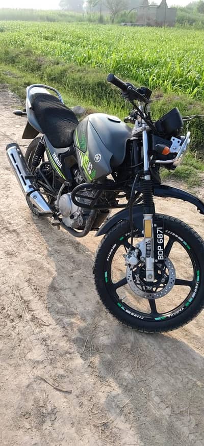 yamaha YBR-G model 2023
