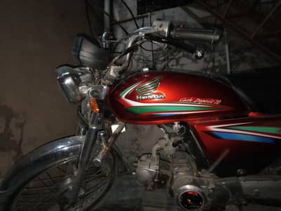 Honda Cd 70 2016 model read description