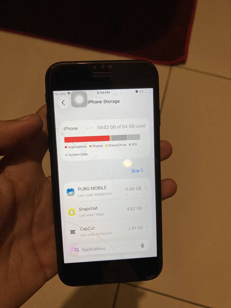 Apple iPhone SE 0