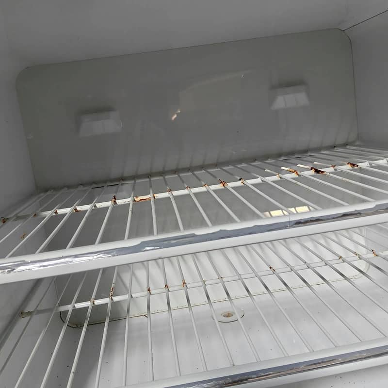 Waves fridge. 1