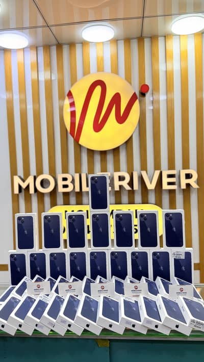 Apple iPhone 13 128GB Factory Locked Non active