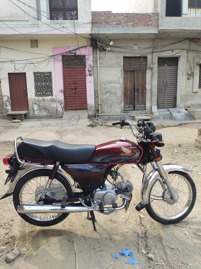Honda cd70 3