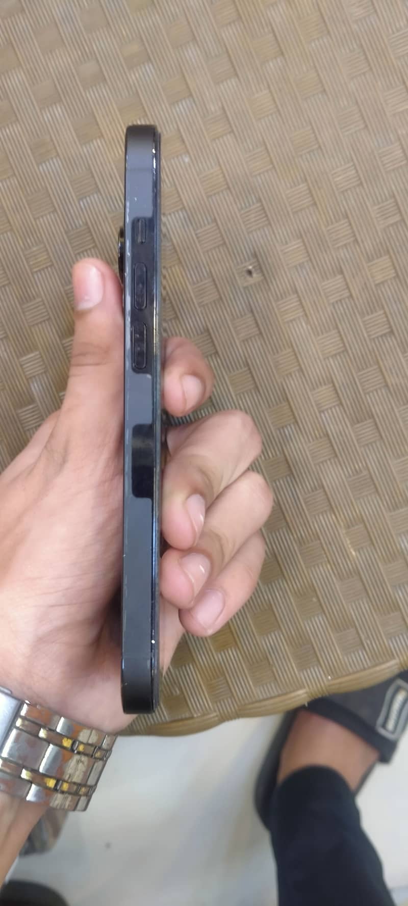 Apple iPhone 14 Pro 1