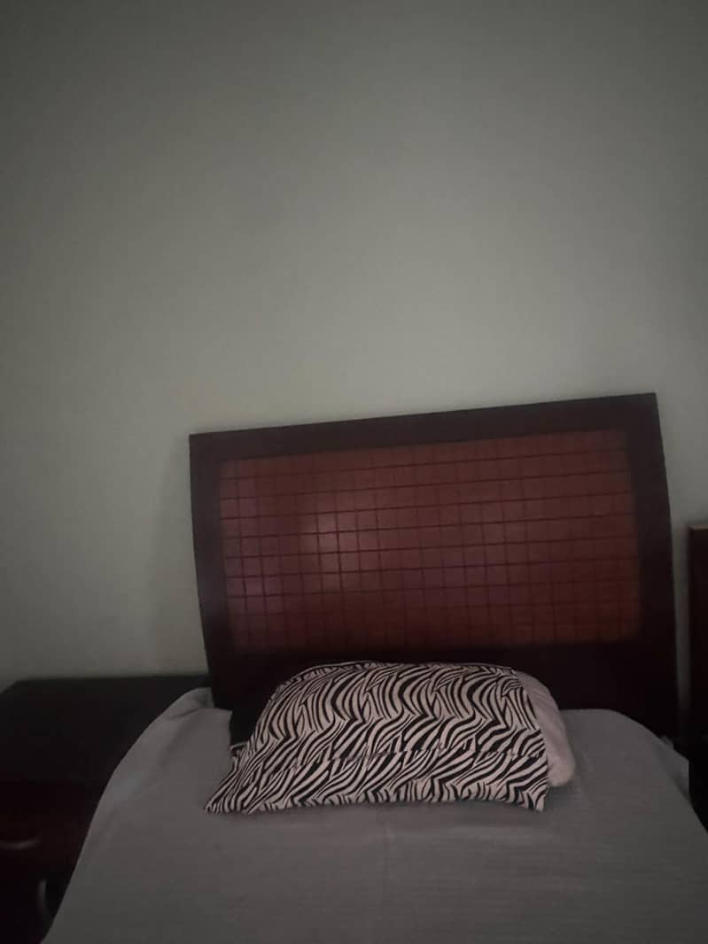 Single bed and side tables 1