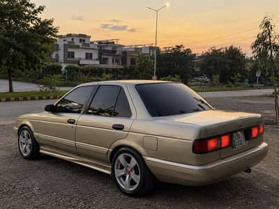 Nissan Sunny 1990