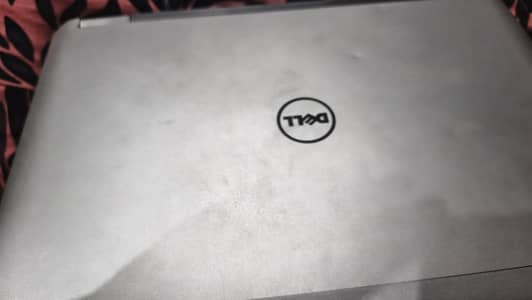 Laptop for sale dell company
