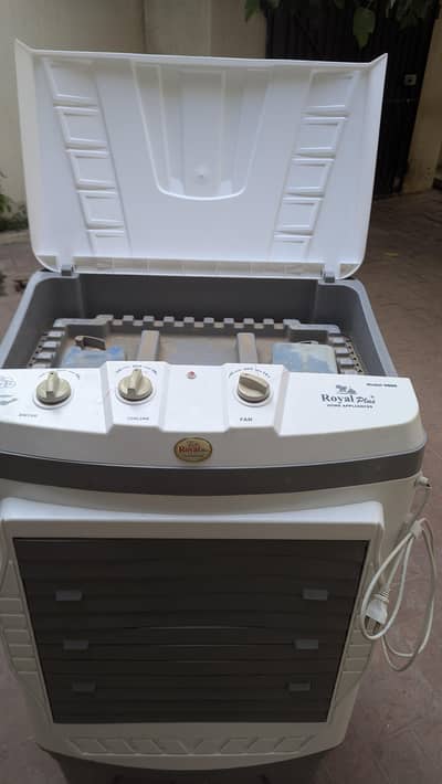 Air cooler 220 watts moving Air