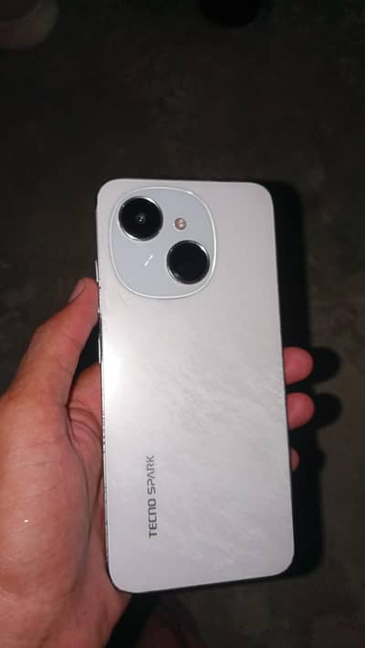 Tecno Spark Go1