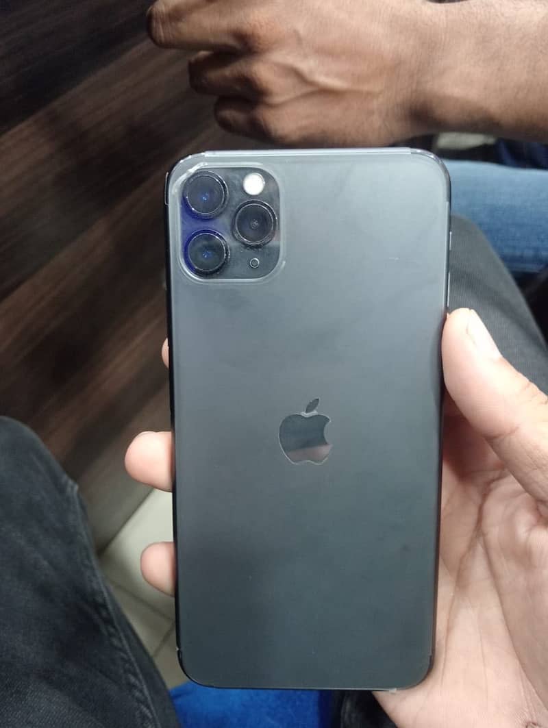 Apple iPhone 11 Pro Max 1